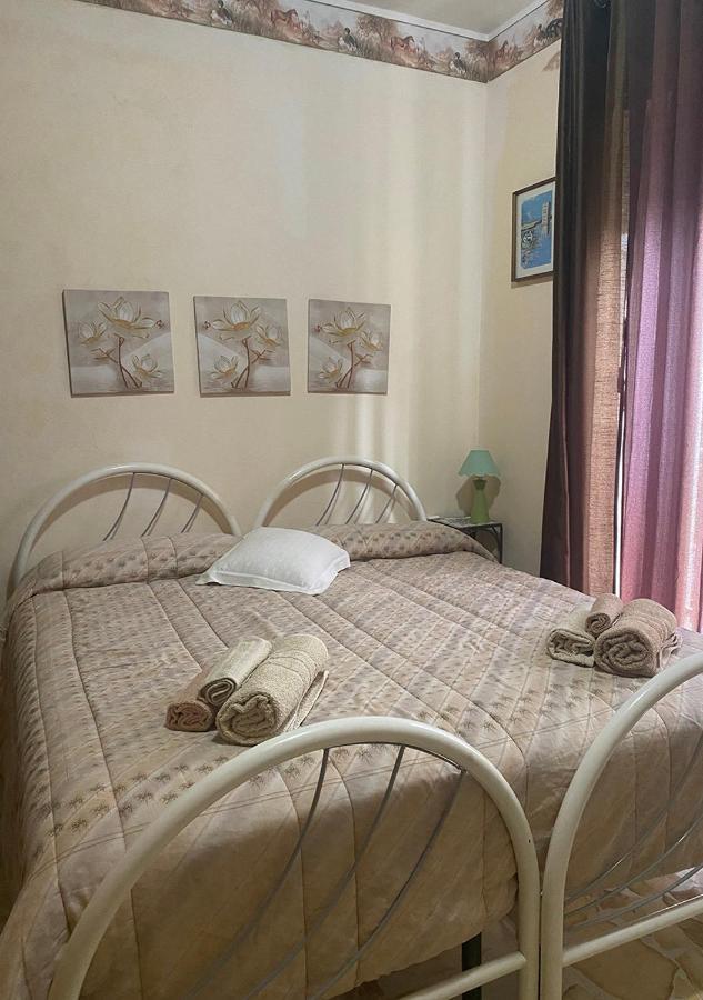 Casa Vacanze Gioia Трекастаньи Экстерьер фото