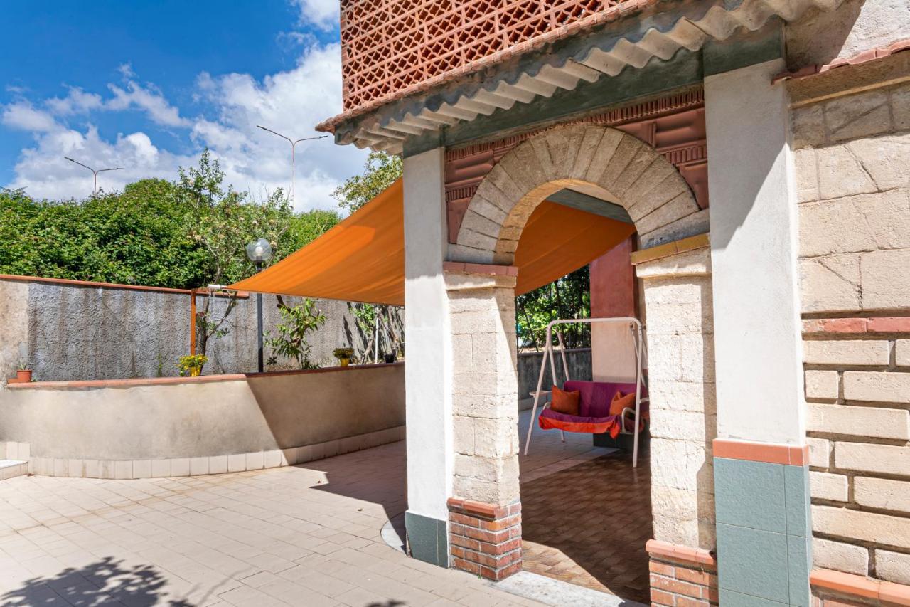 Casa Vacanze Gioia Трекастаньи Экстерьер фото