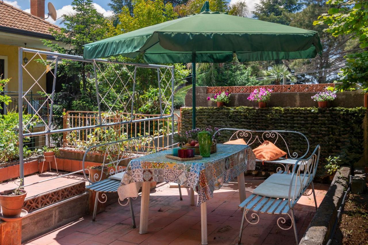 Casa Vacanze Gioia Трекастаньи Экстерьер фото
