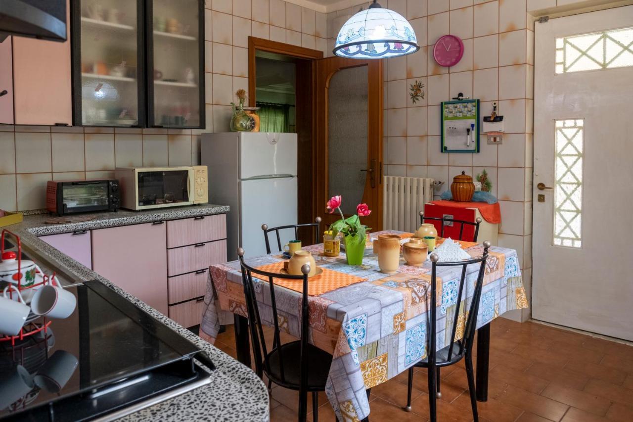 Casa Vacanze Gioia Трекастаньи Экстерьер фото