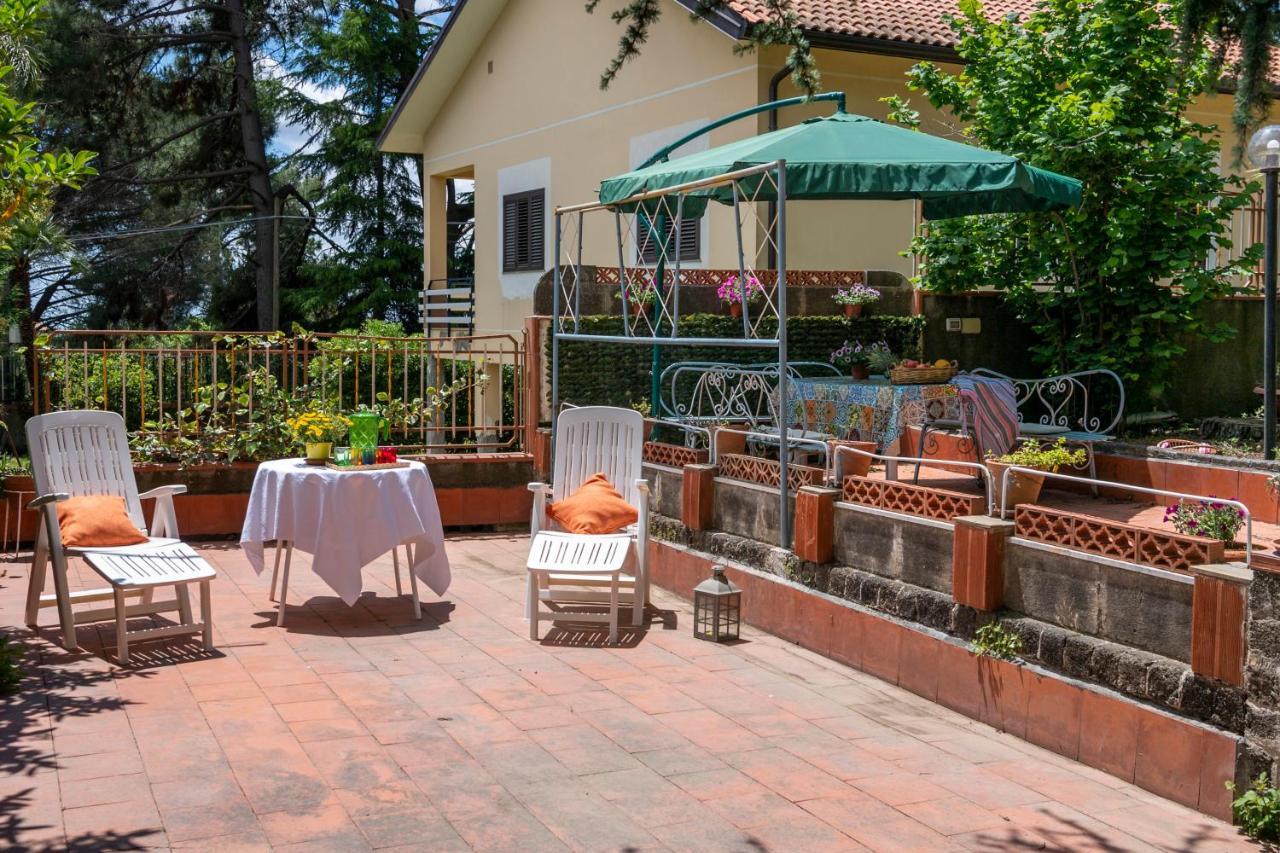 Casa Vacanze Gioia Трекастаньи Экстерьер фото